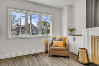 759 Eglinton Av E in Toronto, ON - Building Photo - Building Photo