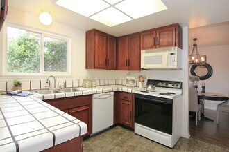 124 Donna Ct in Santa Cruz, CA - Building Photo - Building Photo