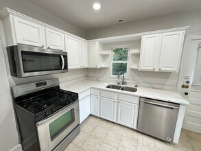 123 Redbud Alley in Columbus, OH - Building Photo - Building Photo