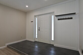 3553 Brookside Blvd in Columbus, OH - Building Photo - Building Photo
