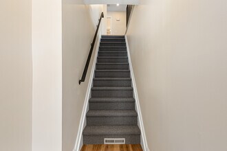 165 Byrne Ave in Staten Island, NY - Building Photo - Building Photo