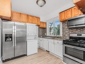 45 Bayley Ave, Unit 2 in Yonkers, NY - Building Photo - Building Photo