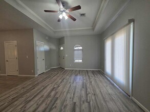 410 Michael's Ct in Junction City, KS - Building Photo - Building Photo