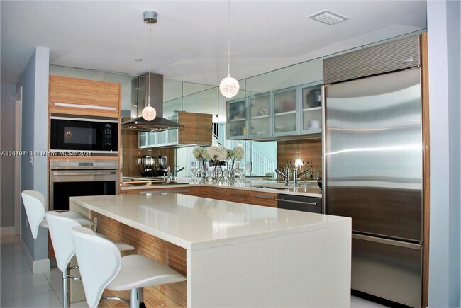 301 NE 20th Ter in Miami, FL - Foto de edificio - Building Photo