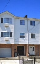 512 Milford St in Brooklyn, NY - Building Photo