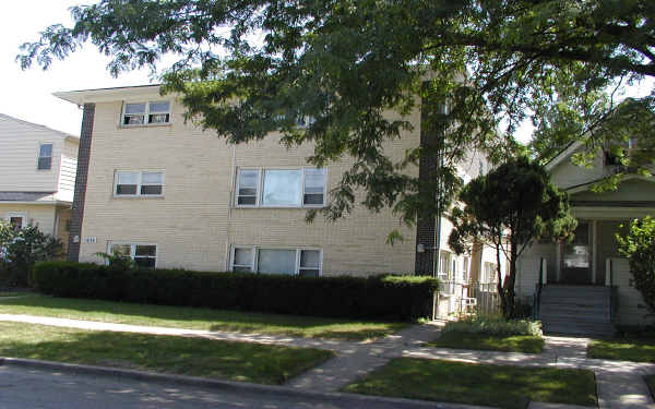 1038 S Troost in Forest Park, IL - Building Photo