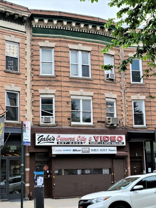 1412 Cortelyou Rd in Brooklyn, NY - Building Photo