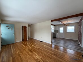 4332 E Lake Rd in Hamilton, NY - Building Photo - Building Photo