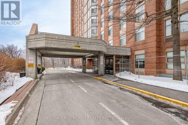 2759 Carousel Crescent in Ottawa, ON - Building Photo - Building Photo
