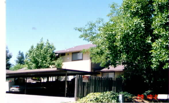 1000 Mission Blvd in Santa Rosa, CA - Foto de edificio