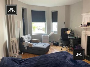 1907 Beacon St in Brookline, MA - Building Photo - Building Photo