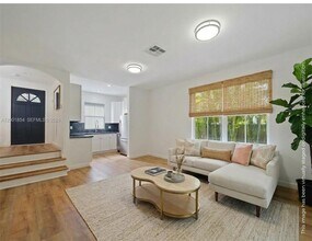 2976 Bird Ave in Miami, FL - Building Photo - Building Photo