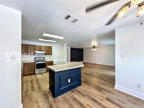 1401 Balsam Way in Round Rock, TX - Building Photo - Building Photo