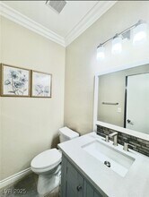 8842 Sierra Linda Dr in Las Vegas, NV - Building Photo - Building Photo