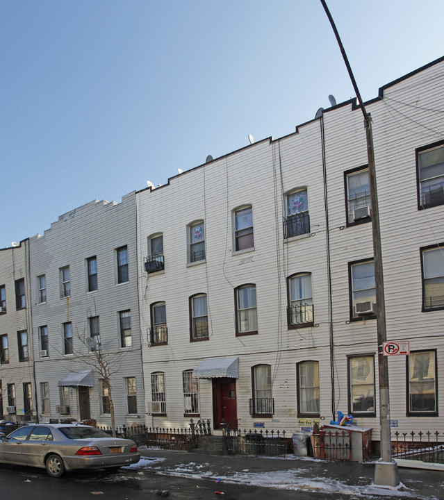 214 Himrod St in Brooklyn, NY - Foto de edificio