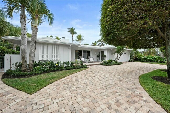 232 Cove Pl in Jupiter, FL - Building Photo - Building Photo