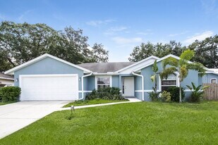 4212 1st Ave NE in Bradenton, FL - Building Photo