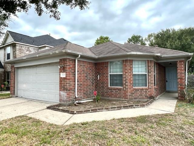 2723 Packard Elm St