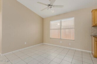 21819 N 48th St in Phoenix, AZ - Building Photo - Building Photo