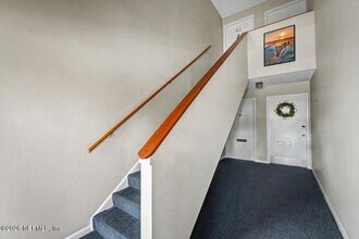 14750 Beach Blvd in Jacksonville, FL - Building Photo - Building Photo