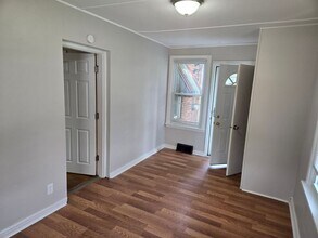6415 Perry Dr in St. Louis, MO - Building Photo - Building Photo
