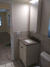 1900 SW 23rd St, Unit 1900 in Fort Lauderdale, FL - Building Photo - Building Photo