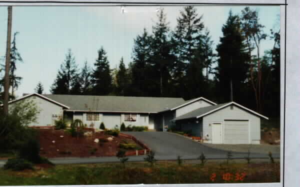 3821-3823 133rd Street Ct NW in Gig Harbor, WA - Building Photo