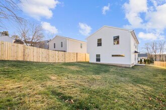 6 Bidwell Terrace in Middletown, CT - Building Photo - Building Photo
