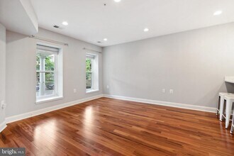 64 W St NW in Washington, DC - Building Photo - Building Photo