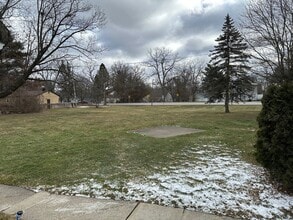 6256 Andersonville Rd in Waterford Township, MI - Building Photo - Building Photo