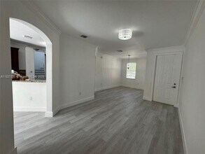 11362 SW 137th Pl in Miami, FL - Building Photo - Building Photo