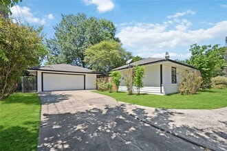 3403 Linkwood Dr in Houston, TX - Building Photo - Building Photo