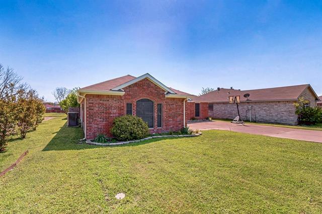 6804 Dewitt Rd in Sachse, TX - Building Photo - Building Photo