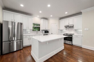 1353 Studer St in Houston, TX - Building Photo - Building Photo