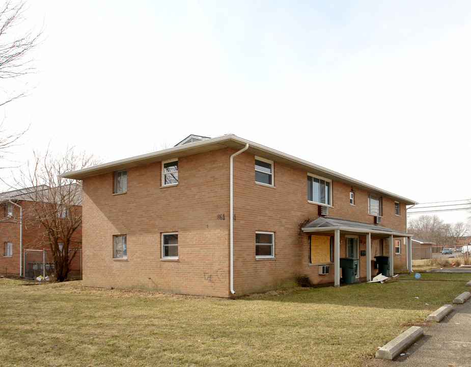 861 Kingsford Rd in Columbus, OH - Building Photo