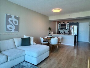 333 NE 24th St in Miami, FL - Building Photo - Building Photo