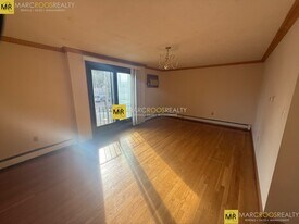 1030 Bennington St in Boston, MA - Building Photo