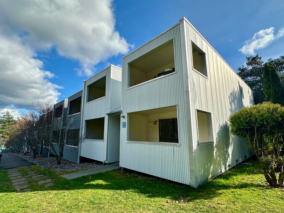 Timberline Apartments in Bellingham, WA - Foto de edificio