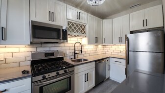 7507 Oxford Dr, Unit 3rd floor in Clayton, MO - Building Photo