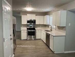 6411 Edenfield Dr in Lithonia, GA - Building Photo - Building Photo