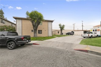 1600 Picadilly Way in Fullerton, CA - Building Photo - Building Photo