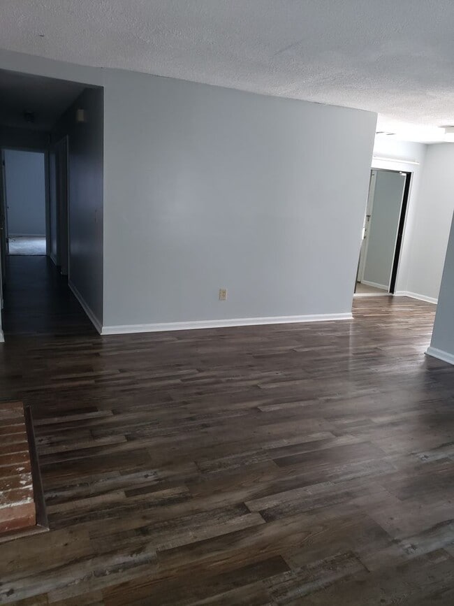 property at 333 Wrenfield Rd