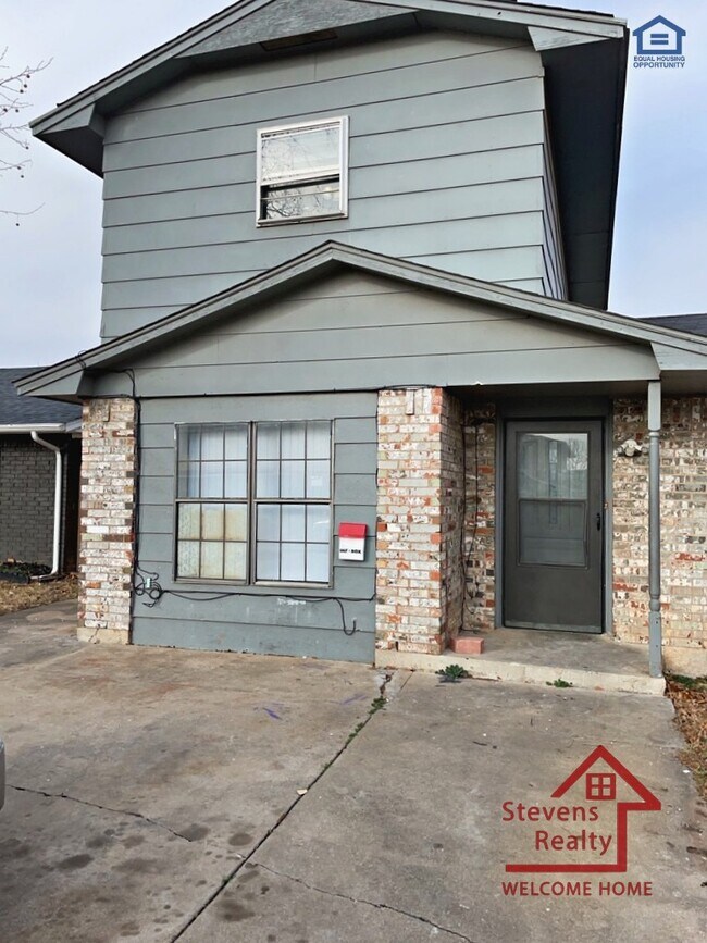 160 SW 69th St in Lawton, OK - Building Photo - Building Photo