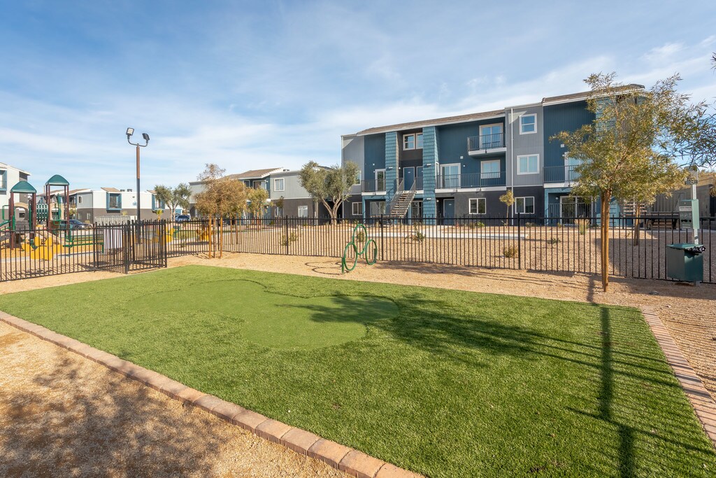 Cascade Apartments in Henderson, NV