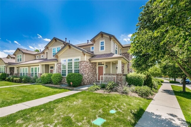 1067 Uinta Way in Denver, CO - Foto de edificio - Building Photo