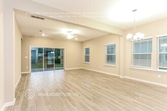 6289 Bluff Ave in Jacksonville, FL - Building Photo - Building Photo