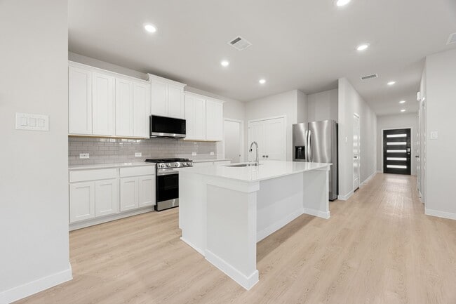 302 Brazen Forest Trl