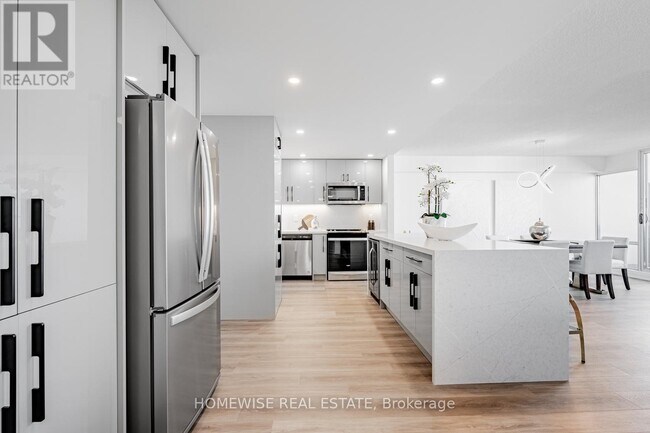 property at 7 Jackes Ave