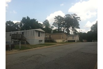 Park Crest & Park Village Mobile Home Parks in Columbus, GA - Building Photo - Building Photo