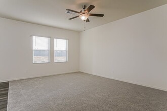 1313 Solace Wy in Rolesville, NC - Foto de edificio - Building Photo